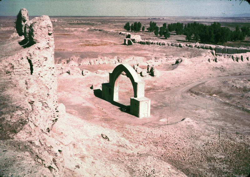 Ghurid arch in Lashkari Bazar